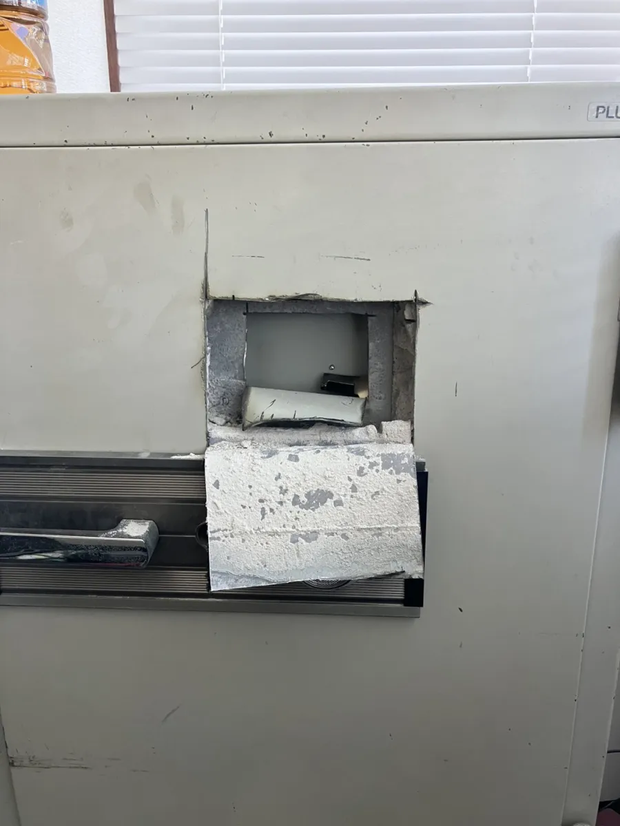 【東京都】金庫カギ開錠作業を完了しました！